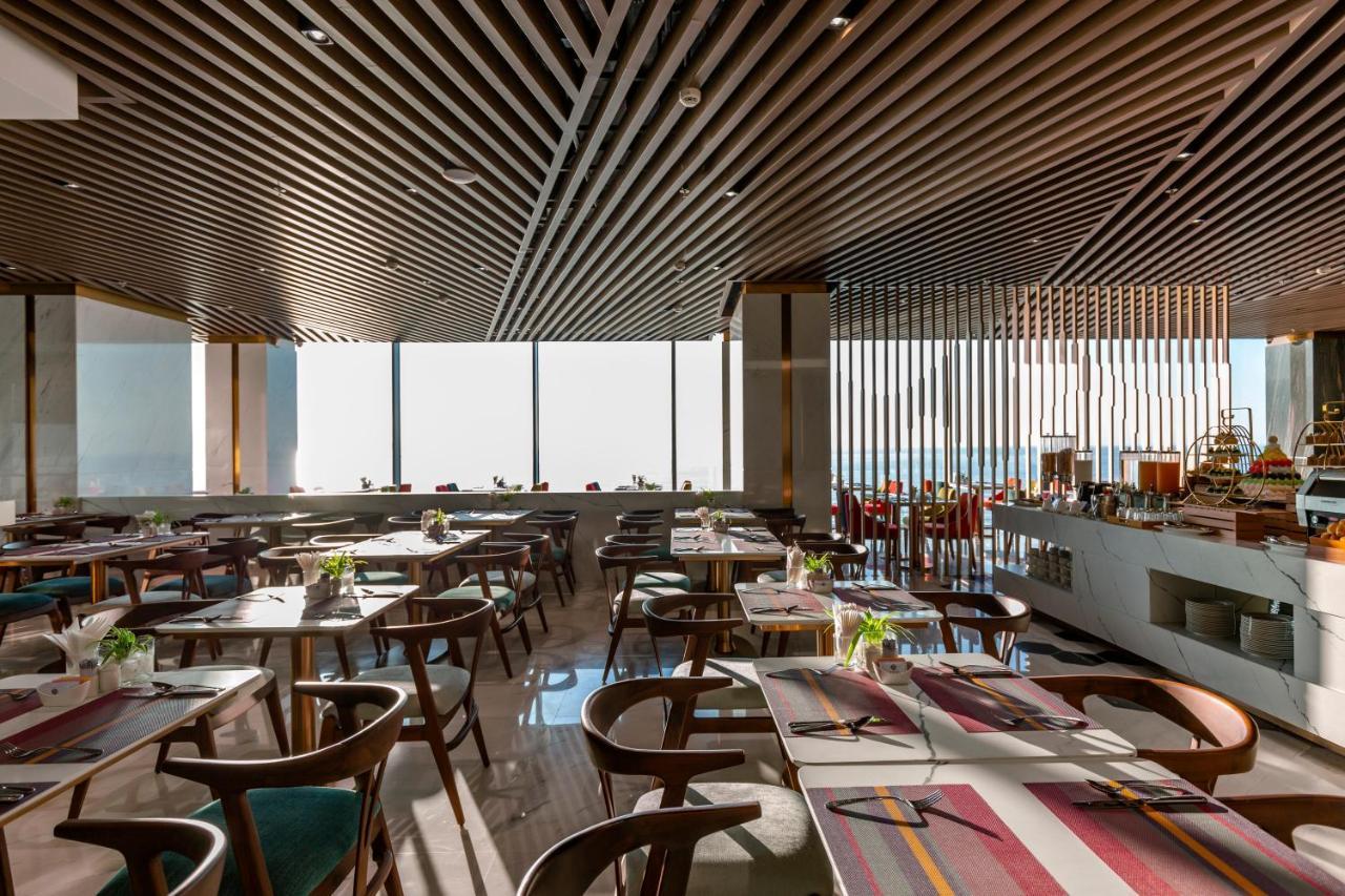 Le Sands Oceanfront Danang Hotel Da Nang Exterior foto