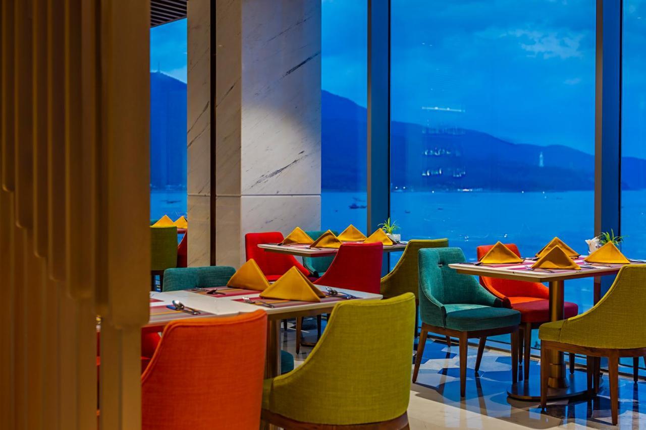 Le Sands Oceanfront Danang Hotel Da Nang Exterior foto