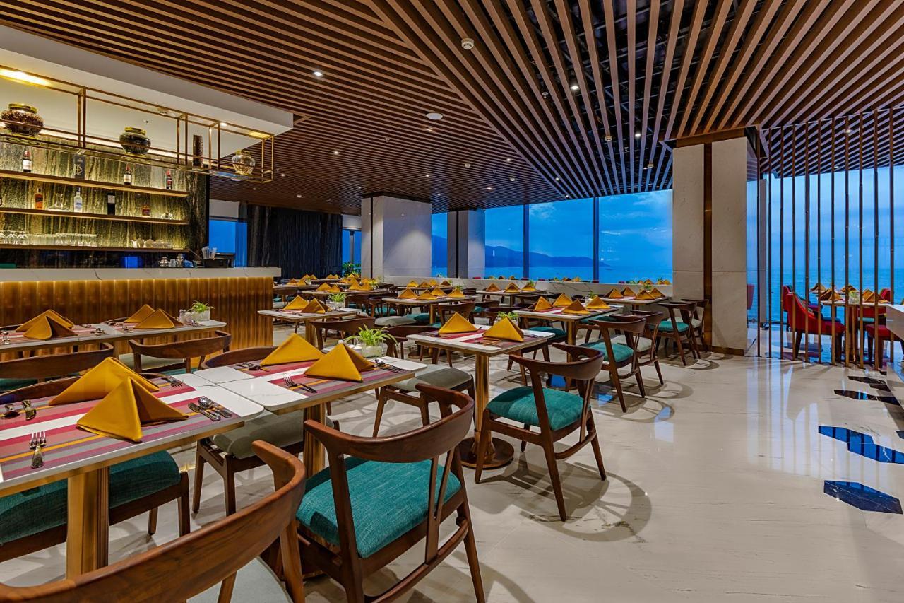 Le Sands Oceanfront Danang Hotel Da Nang Exterior foto