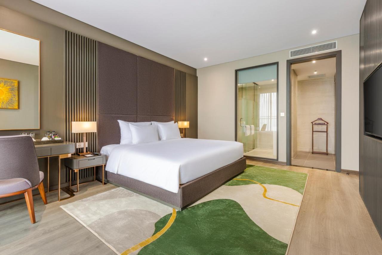 Le Sands Oceanfront Danang Hotel Da Nang Exterior foto