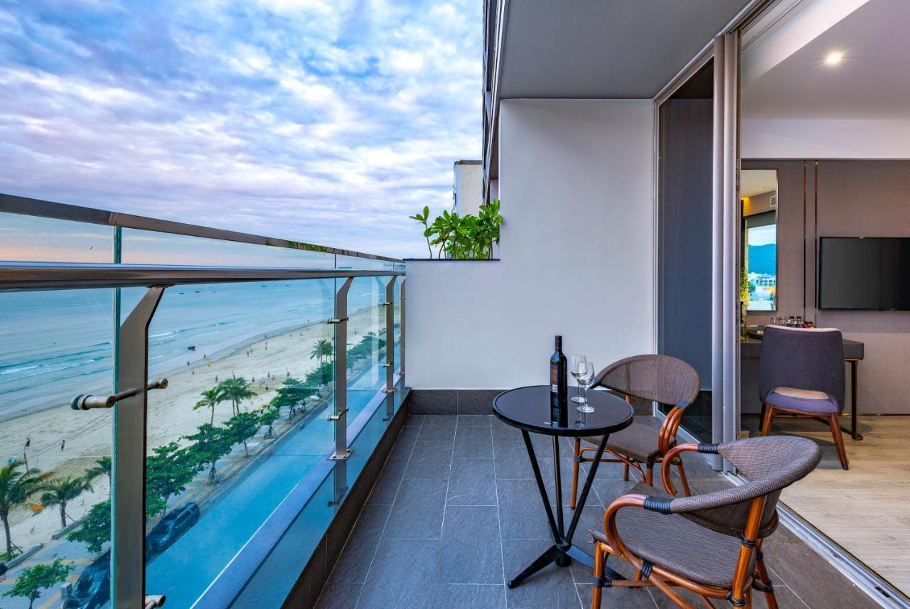 Le Sands Oceanfront Danang Hotel Da Nang Exterior foto